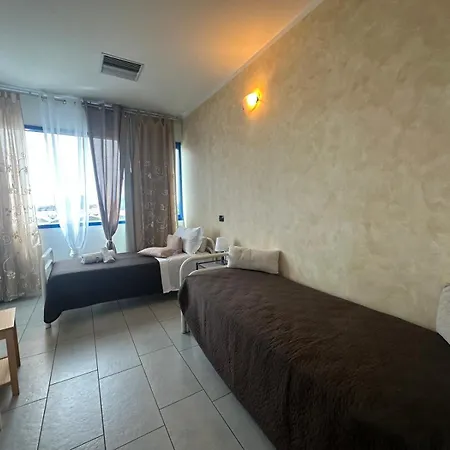 Main Street Fiera Destiny 11 Apartment *